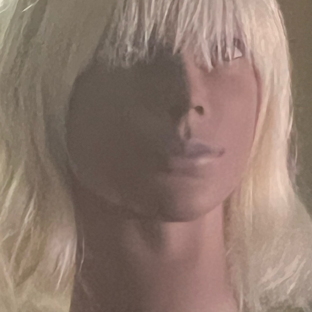 Luvme gray/platinum wig
